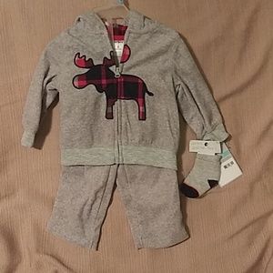 Carters grey & red winter outfit w/ socks. NWT.6 m